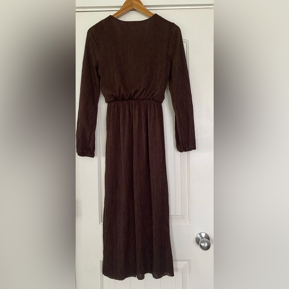 All in Favor Women's Midi Dress Long Sleeve Metallic Brown Size M - Picture 2 of 3